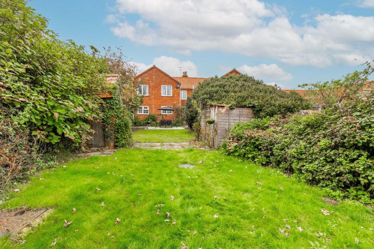 Abbey Farm Cottages Bacton  Exterior photo